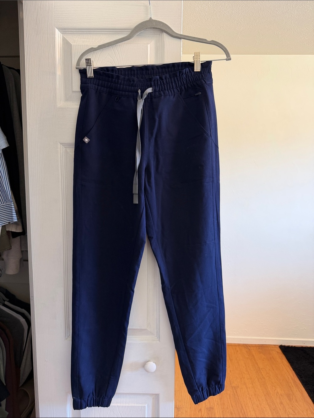 Figs Navy Elastic Waist Scrub Joggers